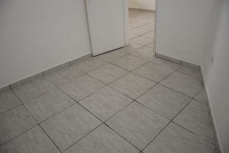 Casa para alugar com 45m², 2 quartos e sem vagaQuarto