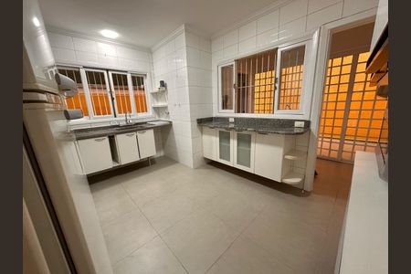 Casa para alugar com 180m², 2 quartos e 2 vagas Casa para alugar com 180m², 2 quartos e 2 vagasFoto 10