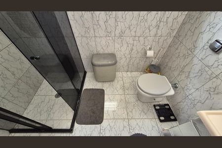 Casa à venda com 250m², 3 quartos e 1 vagaBanheiro 