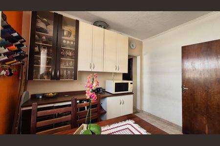 Casa à venda com 250m², 3 quartos e 1 vagaSala de jantar