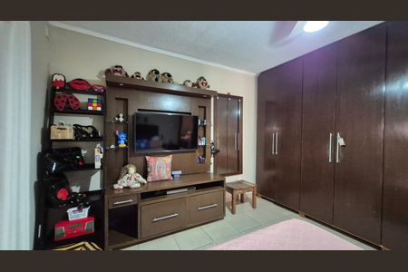 Casa à venda com 250m², 3 quartos e 1 vagaQuarto