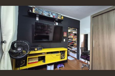Casa à venda com 250m², 3 quartos e 1 vagaQuarto - Fundos