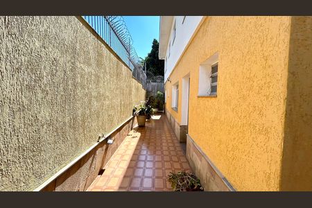 Casa à venda com 354m², 4 quartos e 5 vagasQuintal