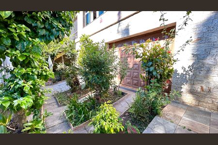 Casa à venda com 354m², 4 quartos e 5 vagasGaragem