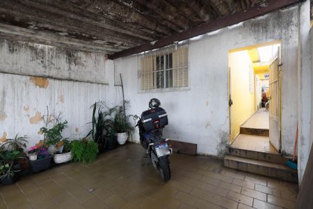 Casa à venda com 105m², 2 quartos e 2 vagas Casa à venda com 105m², 2 quartos e 2 vagasGaragem