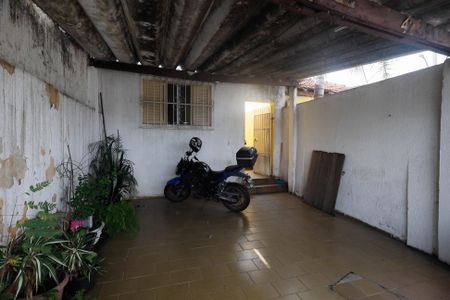 Casa à venda com 105m², 2 quartos e 2 vagas Casa à venda com 105m², 2 quartos e 2 vagasGaragem