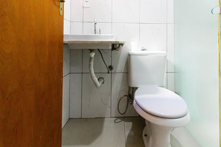 Banheiro de casa à venda com 2 quartos, 300m² em Perdizes, São Paulo