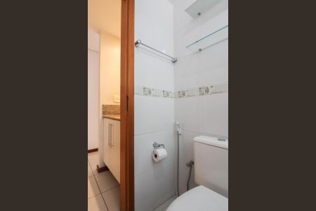 Apartamento para alugar com 94m², 3 quartos e 2 vagas Apartamento para alugar com 94m², 3 quartos e 2 vagasBanheiro Social