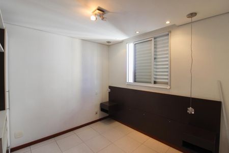 Apartamento para alugar com 94m², 3 quartos e 2 vagas Apartamento para alugar com 94m², 3 quartos e 2 vagasSuíte