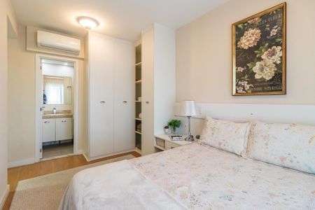 Apartamento para alugar com 67m², 1 quarto e 2 vagas Apartamento para alugar com 67m², 1 quarto e 2 vagasSuíte