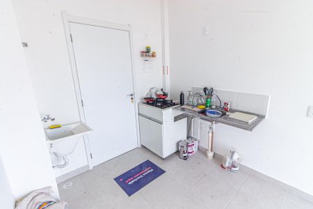 Apartamento à venda com 28m², 1 quarto e sem vaga Apartamento à venda com 28m², 1 quarto e sem vagaSala/Cozinha