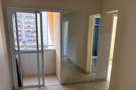 Sala de apartamento à venda com 2 quartos, 50m² em Morumbi, São Paulo