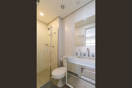 Banheiro da Suíte de apartamento para alugar com 1 quarto, 67m² em Empresarial 18 do Forte, Barueri