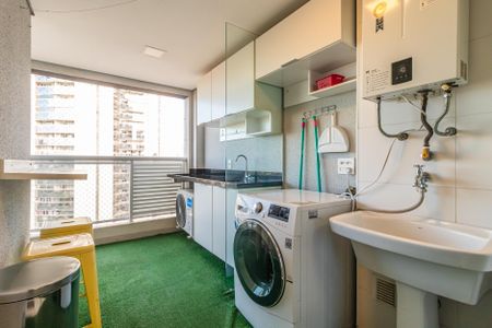 Apartamento para alugar com 67m², 2 quartos e 2 vagas Apartamento para alugar com 67m², 2 quartos e 2 vagasVaranda/Área de Serviço