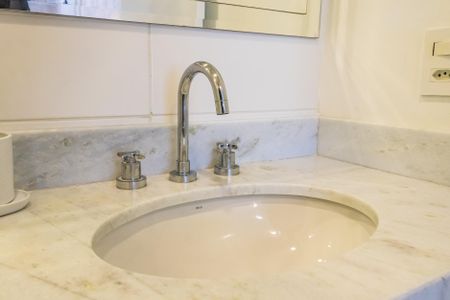 Apartamento para alugar com 66m², 1 quarto e 2 vagas Apartamento para alugar com 66m², 1 quarto e 2 vagasBanheiro da Suíte