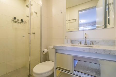 Apartamento para alugar com 66m², 1 quarto e 2 vagas Apartamento para alugar com 66m², 1 quarto e 2 vagasBanheiro da Suíte
