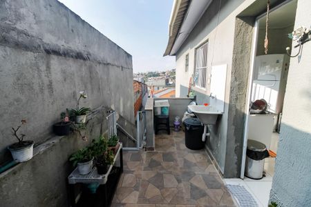 Casa à venda com 100m², 2 quartos e 2 vagas Casa à venda com 100m², 2 quartos e 2 vagasÁrea de Serviço