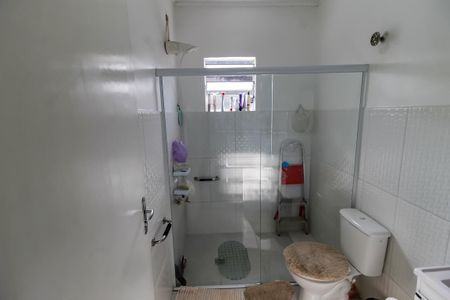 Banheiro de casa à venda com 2 quartos, 100m² em Campo Limpo, São Paulo