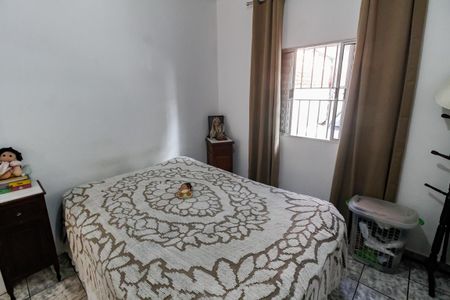 Casa à venda com 100m², 2 quartos e 2 vagas Casa à venda com 100m², 2 quartos e 2 vagasQuarto 2