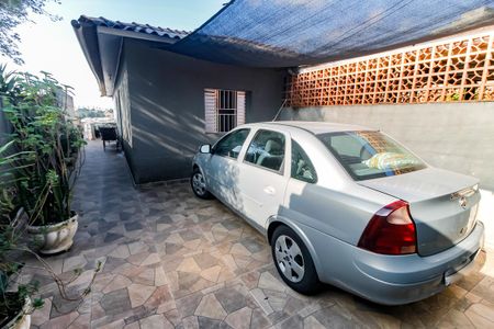 Casa à venda com 100m², 2 quartos e 2 vagas Casa à venda com 100m², 2 quartos e 2 vagasGaragem