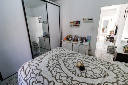 Casa à venda com 100m², 2 quartos e 2 vagas Casa à venda com 100m², 2 quartos e 2 vagasQuarto 2