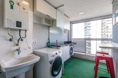 Apartamento à venda com 67m², 1 quarto e 2 vagas Apartamento à venda com 67m², 1 quarto e 2 vagasVaranda/Área de Serviço