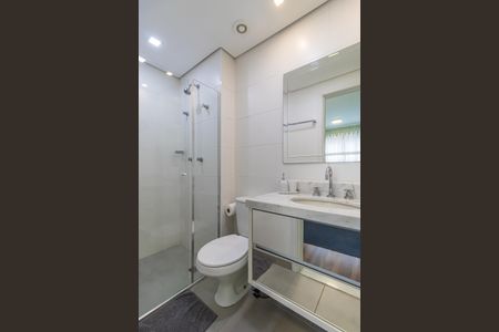 Apartamento à venda com 67m², 1 quarto e 2 vagas Apartamento à venda com 67m², 1 quarto e 2 vagasBanheiro da Suíte