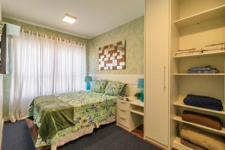Suíte de apartamento para alugar com 1 quarto, 67m² em Empresarial 18 do Forte, Barueri