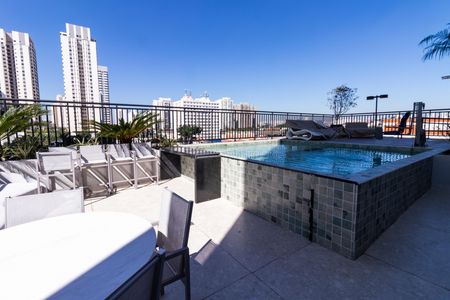 Studio para alugar com 24m², 1 quarto e sem vaga Studio para alugar com 24m², 1 quarto e sem vagaÁrea comum - Piscina