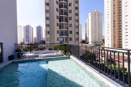 Studio para alugar com 24m², 1 quarto e sem vaga Studio para alugar com 24m², 1 quarto e sem vagaÁrea comum - Piscina