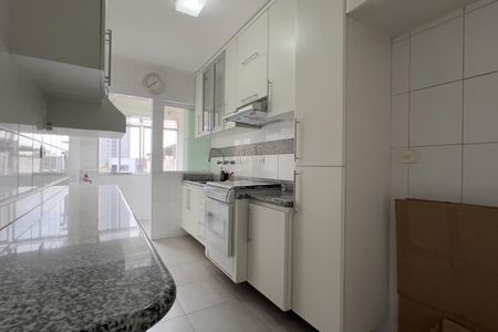 Apartamento à venda com 65m², 2 quartos e 1 vaga Apartamento à venda com 65m², 2 quartos e 1 vagaCozinha e Área de Serviço