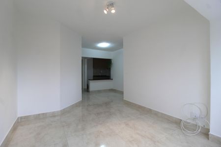 Sala de apartamento para alugar com 2 quartos, 65m² em Indianópolis, São Paulo