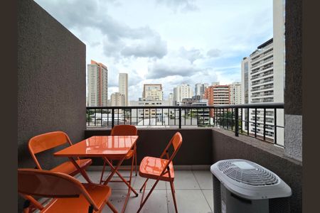 Apartamento para alugar com 27m², 1 quarto e sem vaga Apartamento para alugar com 27m², 1 quarto e sem vagaVaranda