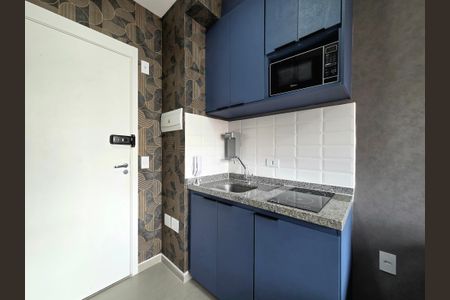 Cozinha de apartamento para alugar com 1 quarto, 27m² em Vila Olímpia, São Paulo