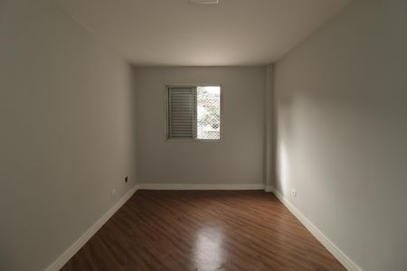 Apartamento à venda com 86m², 3 quartos e 1 vagaQuarto 2