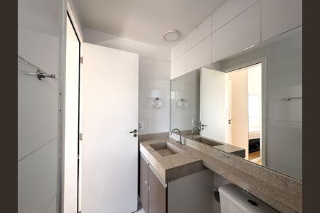 Apartamento para alugar com 50m², 2 quartos e 1 vaga Apartamento para alugar com 50m², 2 quartos e 1 vagaBanheiro da Suíte