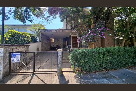 Fachada  de casa à venda com 3 quartos, 264m² em Pinheiros, São Paulo