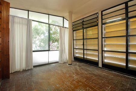 Casa à venda com 264m², 3 quartos e 2 vagas Casa à venda com 264m², 3 quartos e 2 vagasQuarto 3