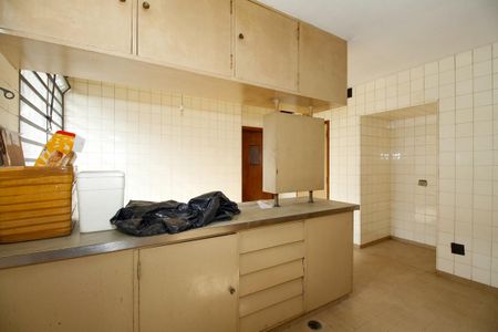 Casa à venda com 264m², 3 quartos e 2 vagas Casa à venda com 264m², 3 quartos e 2 vagasCozinha