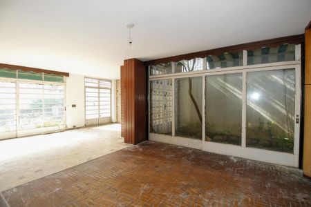 Casa à venda com 264m², 3 quartos e 2 vagas Casa à venda com 264m², 3 quartos e 2 vagasSala de Jantar