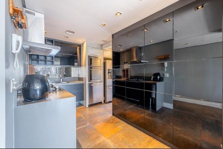 Cozinha de apartamento para alugar com 2 quartos, 94m² em Rio Branco, Porto Alegre