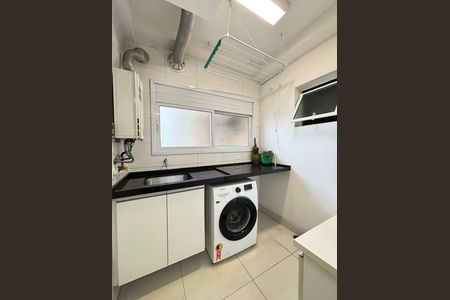 Apartamento à venda com 156m², 3 quartos e 3 vagas Apartamento à venda com 156m², 3 quartos e 3 vagasÁrea de Serviço