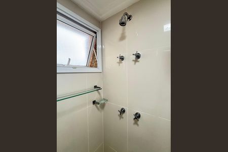 Apartamento à venda com 156m², 3 quartos e 3 vagas Apartamento à venda com 156m², 3 quartos e 3 vagasBanheiro da Suíte 1