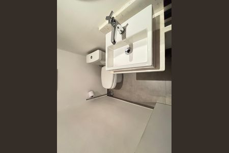Apartamento à venda com 156m², 3 quartos e 3 vagas Apartamento à venda com 156m², 3 quartos e 3 vagasLavabo