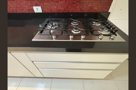 Apartamento à venda com 156m², 3 quartos e 3 vagas Apartamento à venda com 156m², 3 quartos e 3 vagasCozinha