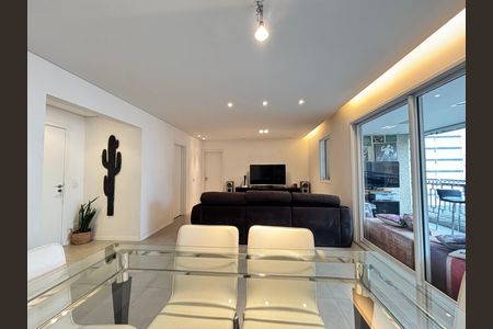 Sala de apartamento à venda com 3 quartos, 156m² em Vila Olímpia, São Paulo
