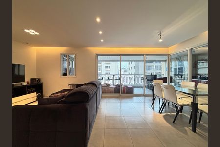 Apartamento à venda com 156m², 3 quartos e 3 vagas Apartamento à venda com 156m², 3 quartos e 3 vagasSala