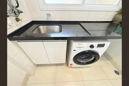 Apartamento à venda com 156m², 3 quartos e 3 vagas Apartamento à venda com 156m², 3 quartos e 3 vagasÁrea de Serviço