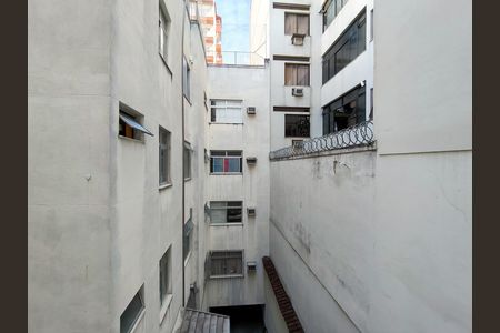 Apartamento à venda com 96m², 3 quartos e 1 vaga Apartamento à venda com 96m², 3 quartos e 1 vagaQuarto de Serviço