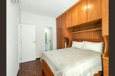 Apartamento à venda com 96m², 3 quartos e 1 vaga Apartamento à venda com 96m², 3 quartos e 1 vagaSuíte